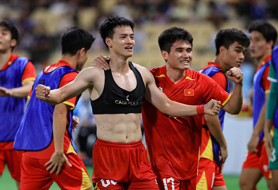 Thanh Nhàn chạy đua thời gian tại Jeddah, U23 Việt Nam nín thở chờ tín hiệu tích cực